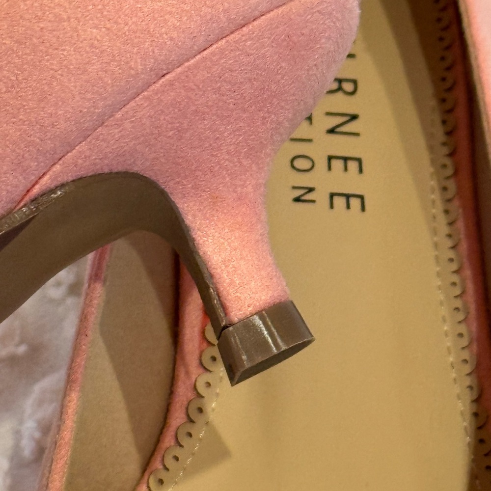 Journee Collection Coral Pink Bow Pointed-Toe Flats #536 - Picture 4 of 4